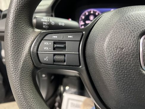 Used 2023 Honda Accord EX image 24