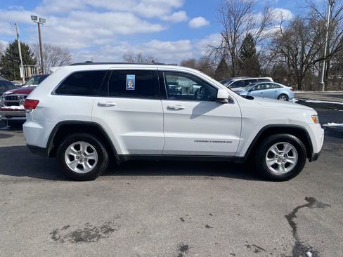 Used 2014 Jeep Grand Cherokee Laredo image 4