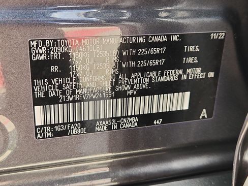 Used 2023 Toyota RAV4 XLE w/ Convenience Package FWD image 5