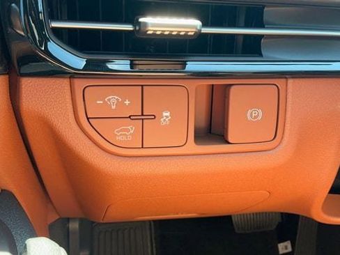 New 2026 Kia Sportage X-Line w/ X-Line Technology Package image 18