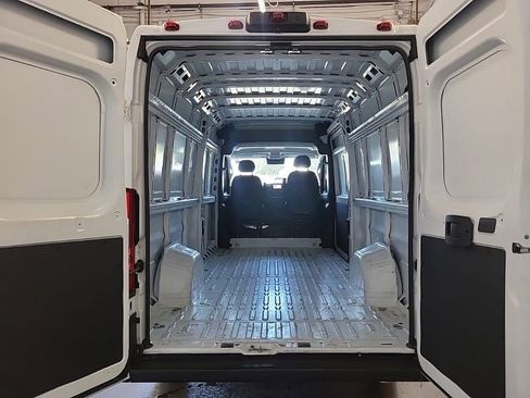 Used 2023 RAM ProMaster 3500 FWD image 9