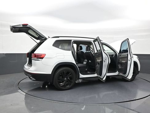 Used 2022 Volkswagen Atlas SE FWD image 27