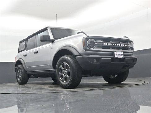 Used 2022 Ford Bronco Big Bend image 44