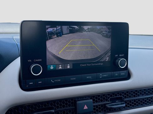 Used 2024 Honda HR-V LX image 11