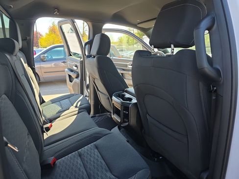 New 2026 RAM 1500 Big Horn AWD/4WD image 11