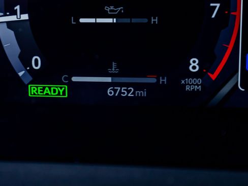 Used 2025 Toyota Tacoma TRD Pro AWD/4WD image 21