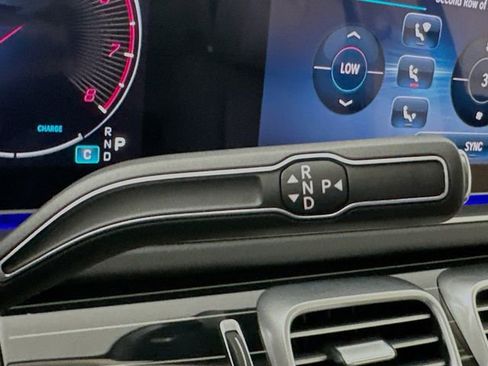 New 2026 Mercedes-Benz GLS 450 4MATIC image 17