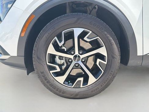 Used 2023 Kia Sportage EX AWD/4WD image 41