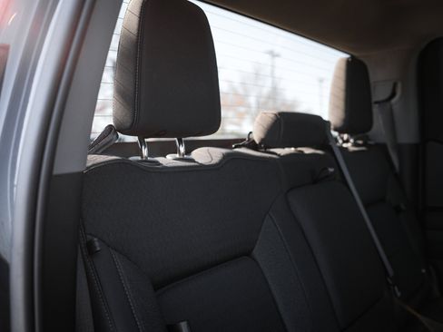 Used 2022 GMC Sierra 1500 Elevation image 30