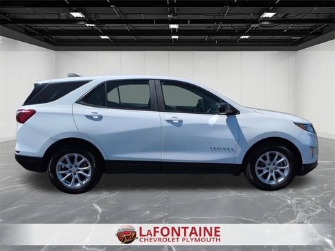 Certified 2021 Chevrolet Equinox LS image 9