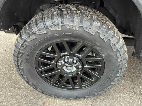 Used 2021 Ford F250 Lariat image 16