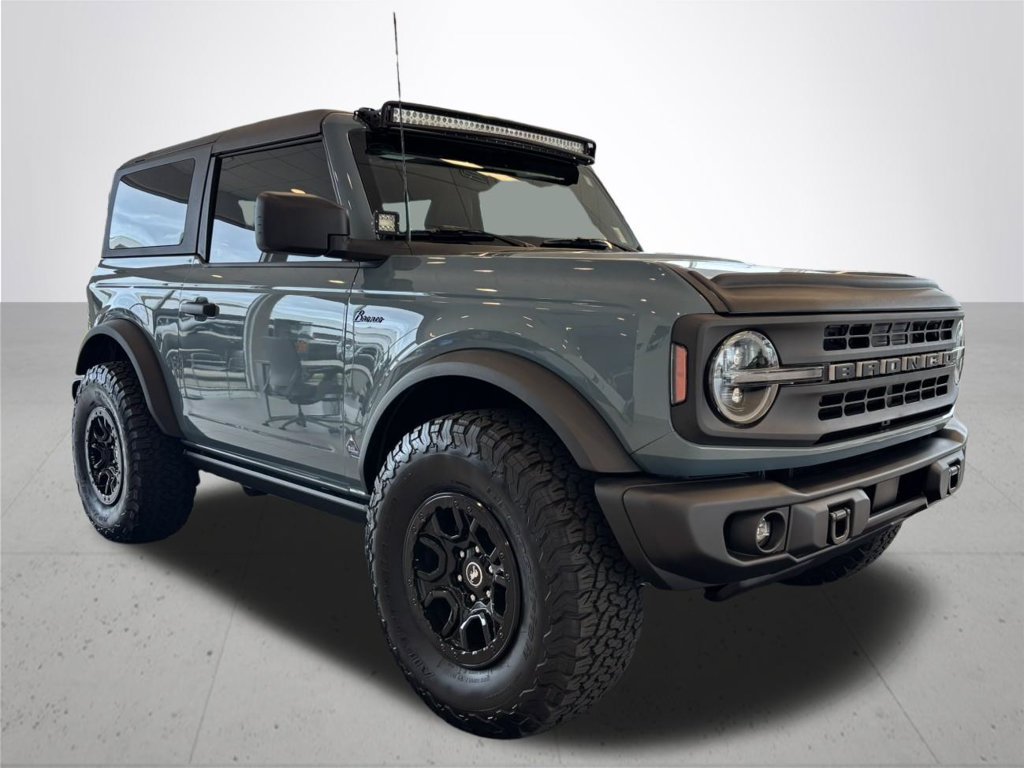 Used 2022 Ford Bronco Black Diamond AWD/4WD image 5