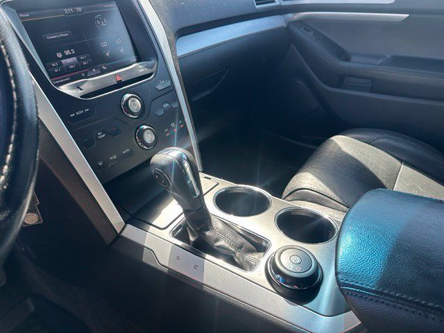 Used 2013 Ford Explorer XLT AWD/4WD image 24