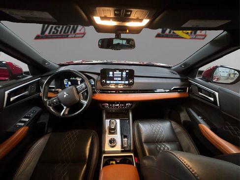 Used 2023 Mitsubishi Outlander SEL image 26