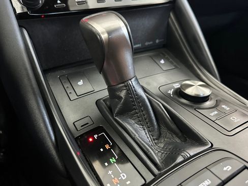 Certified 2024 Lexus IS 300 F Sport RWD image 19