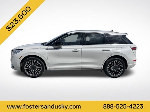 Used 2020 Lincoln Corsair Reserve w/ Equipment Group 201A AWD/4WD image 2