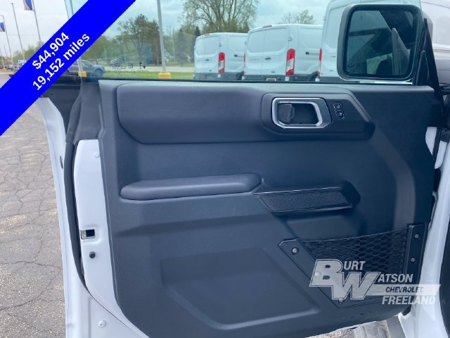 Used 2025 Ford Bronco Outer Banks AWD/4WD image 17