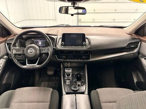 Used 2021 Nissan Rogue SV AWD/4WD image 13