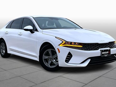 Used 2023 Kia K5 LXS image 2