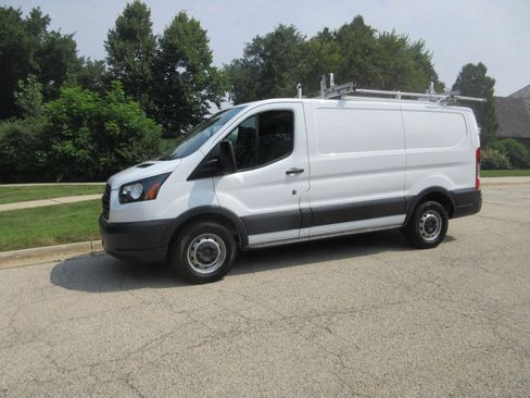 Used 2018 Ford Transit 150 130 Low Roof RWD image 24
