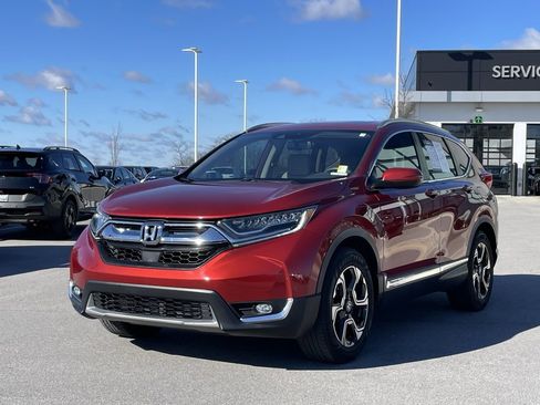 Used 2019 Honda CR-V Touring image 3