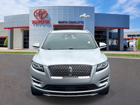 Used 2019 Lincoln MKC Reserve w/ MKC Climate Package AWD/4WD image 2