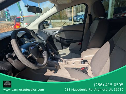 Used 2013 Ford Focus SE image 5