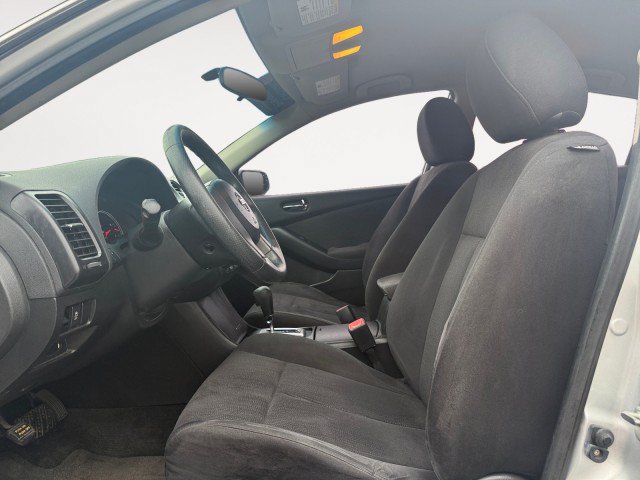 Used 2012 Nissan Altima 2.5 S FWD image 2