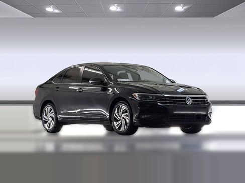 Used 2021 Volkswagen Jetta SEL Premium FWD image 6