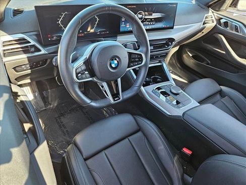 Used 2025 BMW 430i Coupe w/ M Sport Package RWD image 9