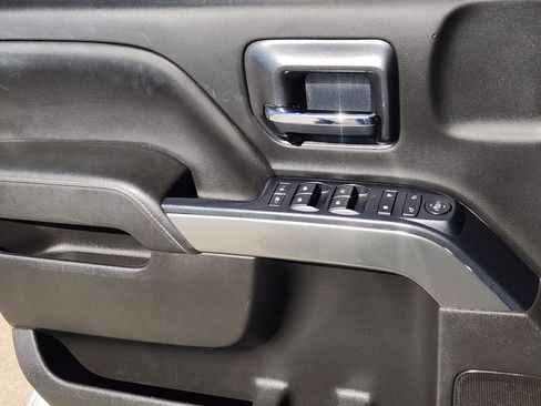 Used 2018 Chevrolet Silverado 1500 LT w/ All Star Edition image 30