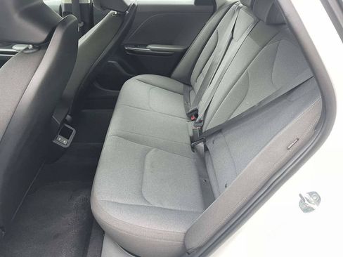 Used 2025 Kia K4 FWD image 12