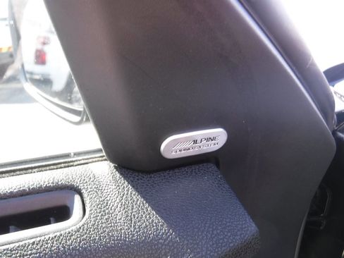 Used 2022 Dodge Charger GT image 11