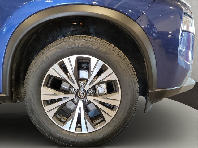 Used 2021 Nissan Rogue SV w/ Premium Package AWD/4WD image 32