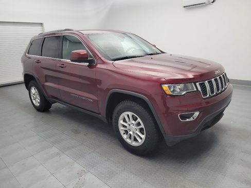 Used 2019 Jeep Grand Cherokee Laredo AWD/4WD image 11