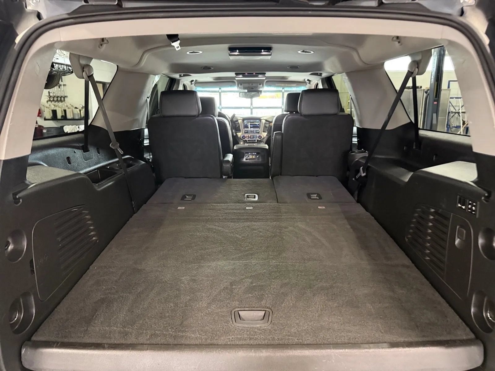 Used 2020 GMC Yukon XL Denali w/ Denali Ultimate Package AWD/4WD image 21