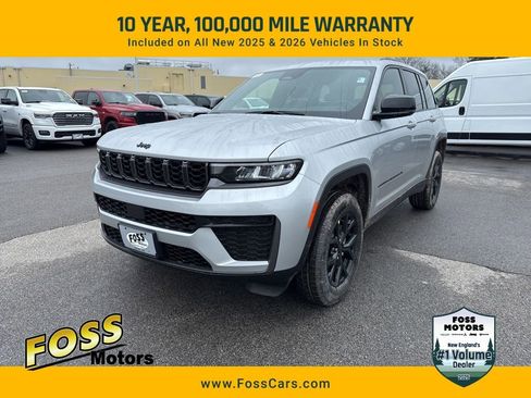 New 2026 Jeep Grand Cherokee Altitude image 1