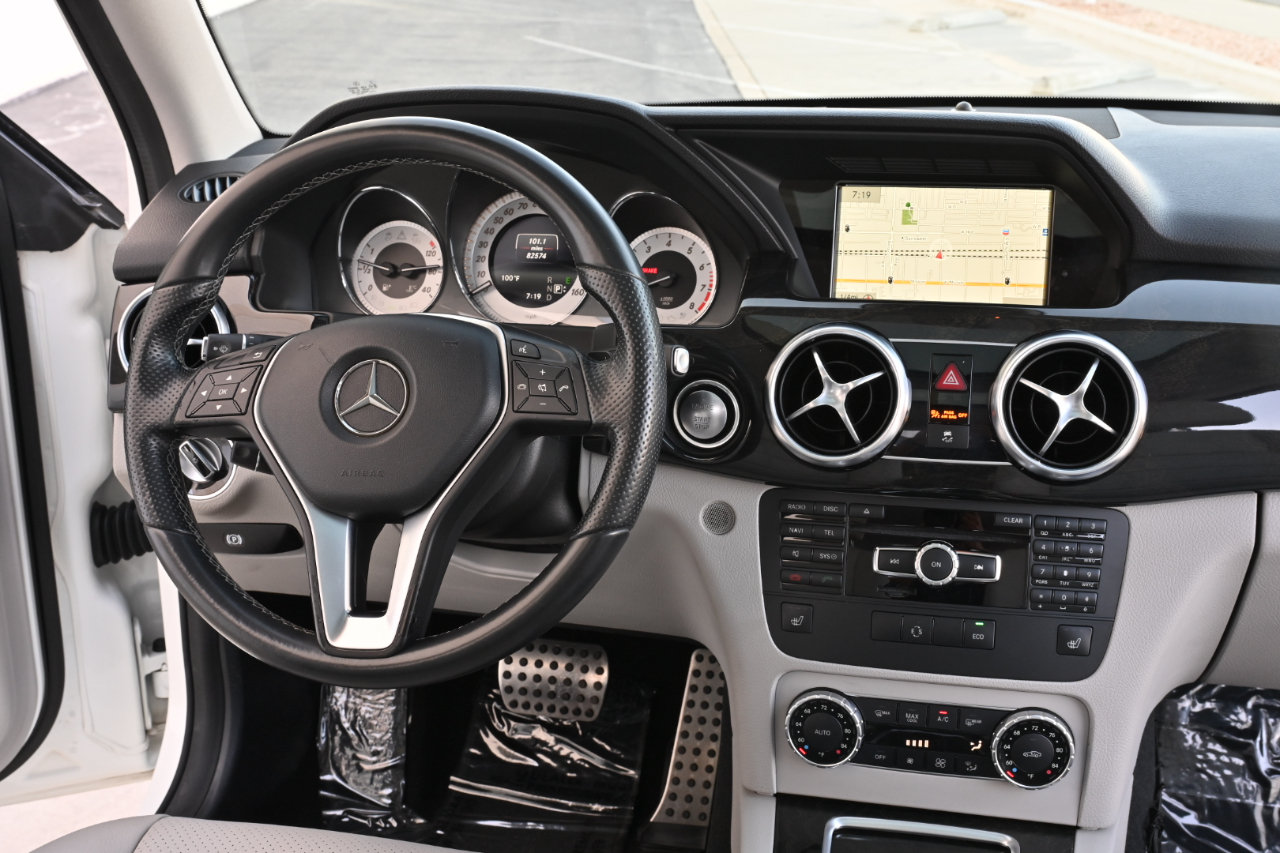Used 2015 Mercedes-Benz GLK 350 2WD image 20