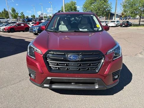 Used 2024 Subaru Forester Premium AWD/4WD image 8