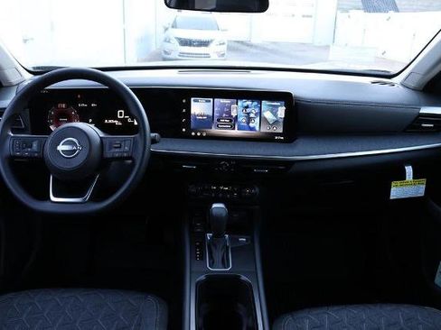 New 2026 Nissan Kicks SV w/ Cold Weather Package image 17