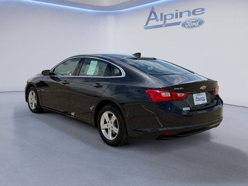 Used 2023 Chevrolet Malibu LT w/ Driver Confidence Package FWD image 3
