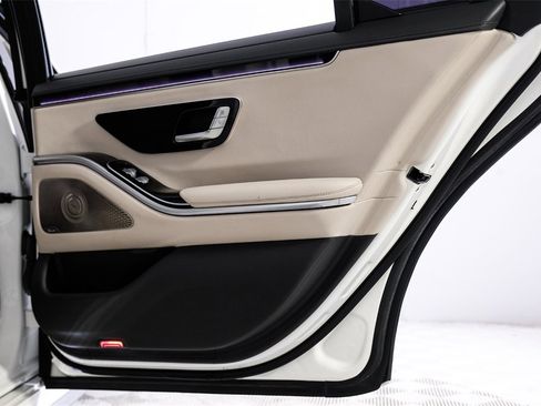 Used 2023 Mercedes-Benz S 500 S 500 image 49