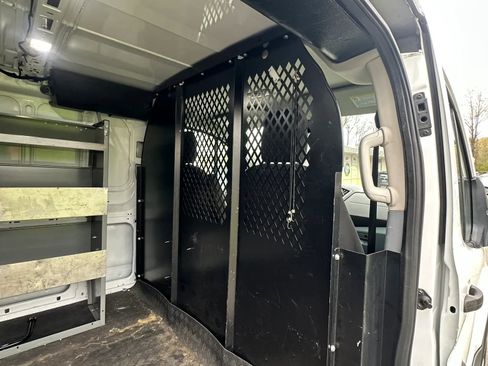 Used 2019 Ford Transit 250 130 Low Roof w/ Exterior Upgrade Package RWD image 15