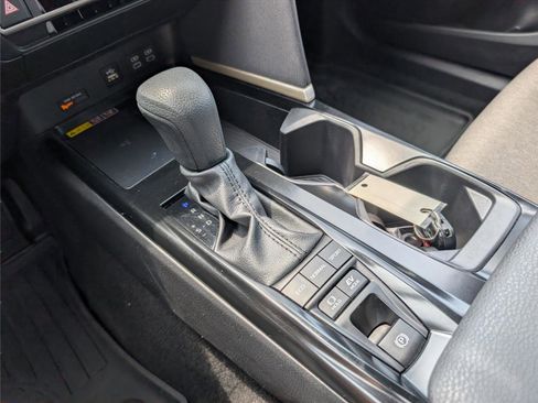 Used 2025 Toyota Camry LE w/ Convenience Package AWD/4WD image 18