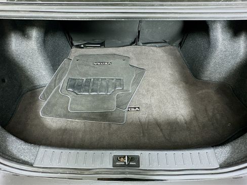 Used 2025 Nissan Versa SV FWD image 25