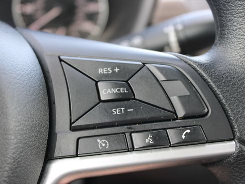 Used 2024 Nissan Altima 2.5 SV FWD image 36