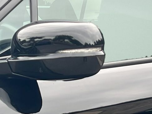 Used 2024 Honda Ridgeline Black Edition image 11