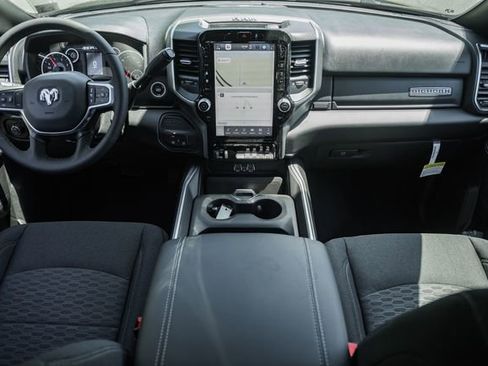 New 2026 RAM 3500 Big Horn AWD/4WD image 30