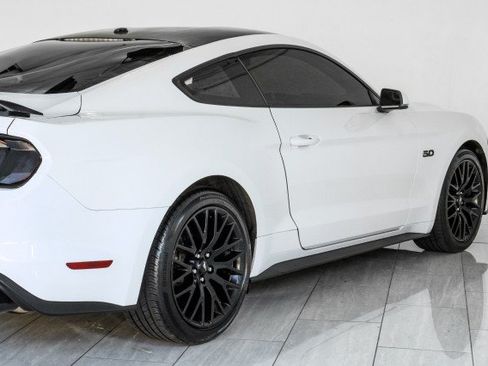 Used 2018 Ford Mustang GT Premium w/ Black Accent Package RWD image 51
