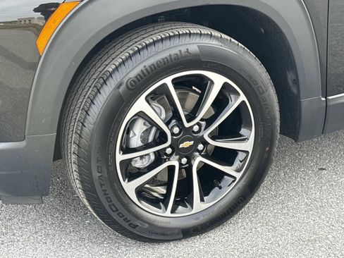 Used 2025 Chevrolet TrailBlazer LT w/ Convenience Package image 29